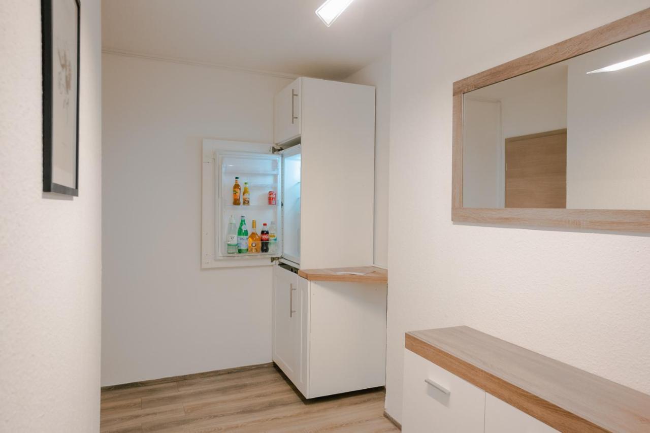 Ferienwohnung Laura In Gera Fuer Bis Zu 4 Personen - Neu Renoviert Exterior foto